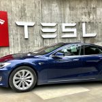 Tesla : Offensive commerciale de fin d’année et réajustement stratégique à Wall Street